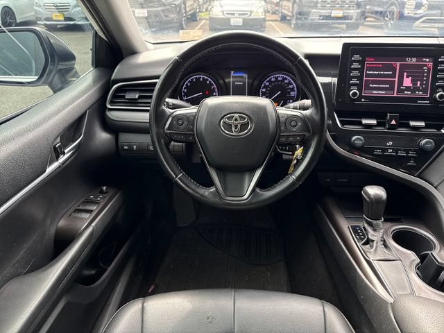 Used 2021 Toyota Camry SE FWD image 29
