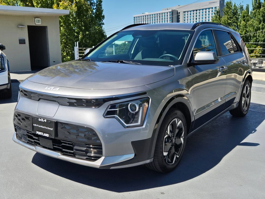 Used 2024 Kia Niro Wind w/ Wind Preserve Package FWD image 8