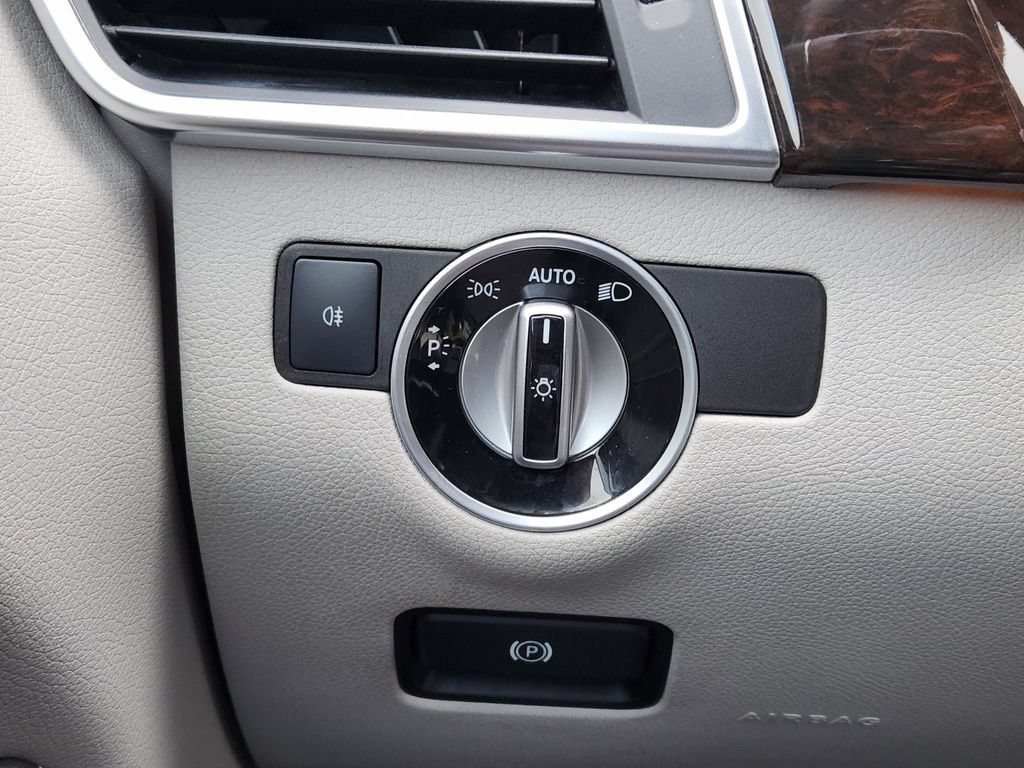 Used 2014 Mercedes-Benz ML 350 4MATIC image 22