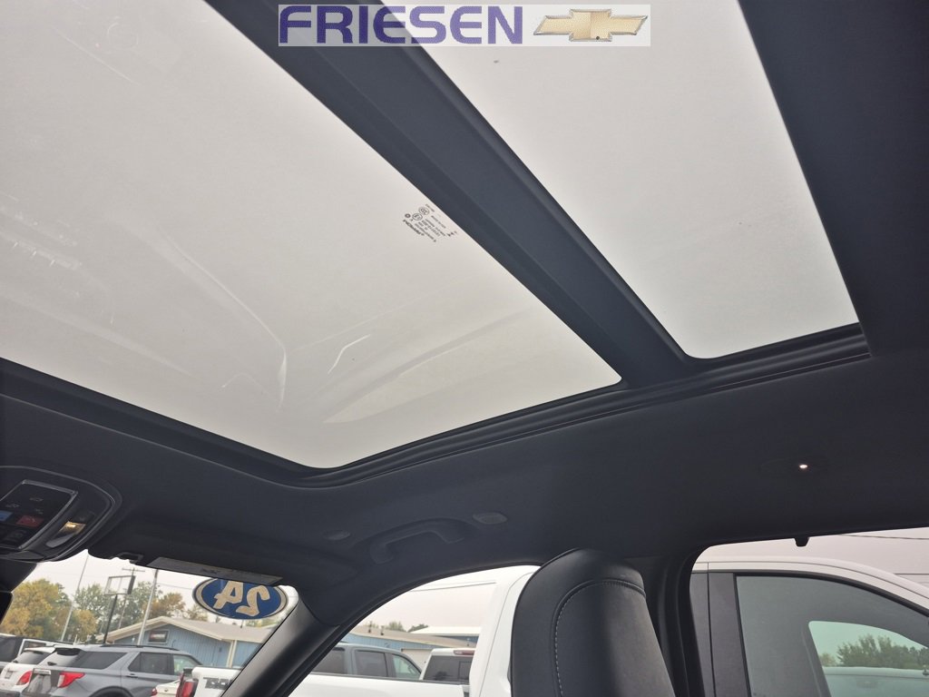 Used 2024 Jeep Grand Cherokee L Limited w/ Luxury Tech Group II image 11