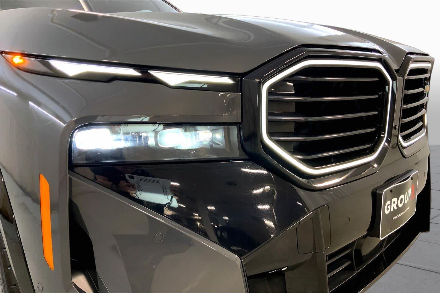Used 2023 BMW XM AWD/4WD image 32