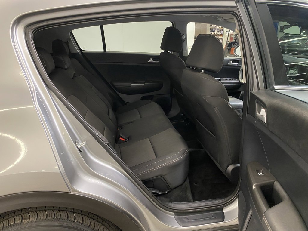 Used 2021 Kia Sportage LX image 11