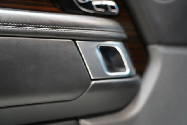 Used 2021 Land Rover Range Rover Autobiography AWD/4WD image 13