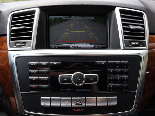 Used 2013 Mercedes-Benz ML 350 4MATIC image 18