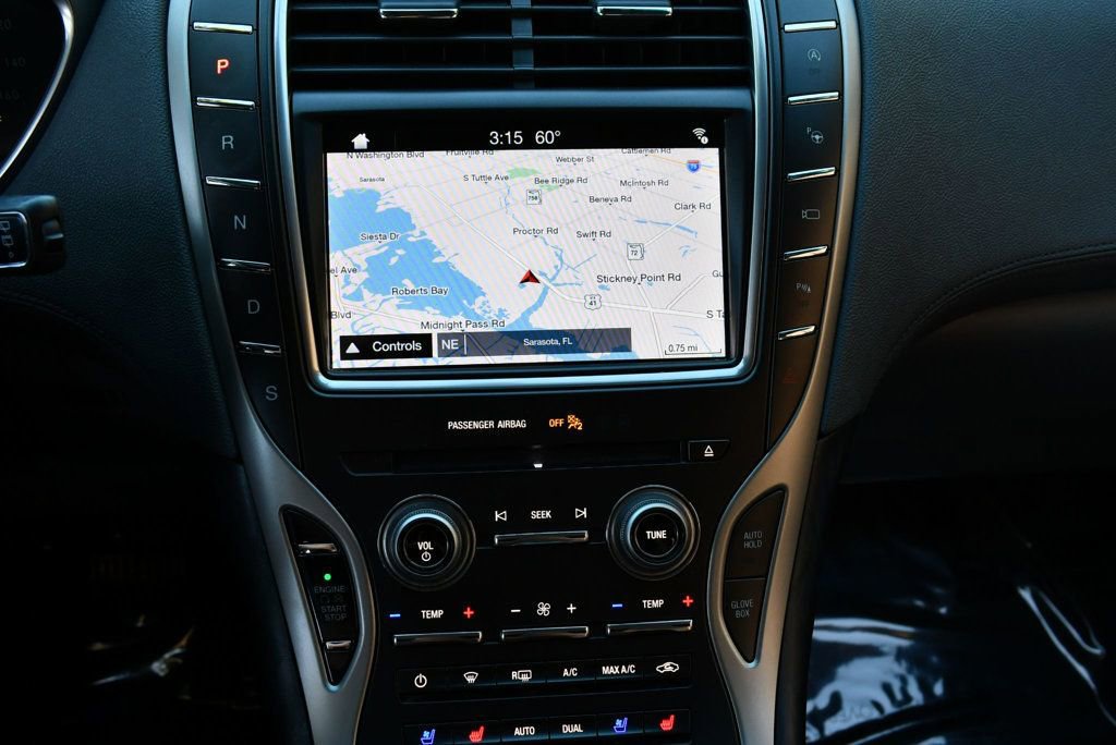 Used 2019 Lincoln Nautilus Reserve image 55