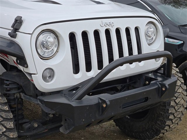 Used 2017 Jeep Wrangler Unlimited Rubicon image 5