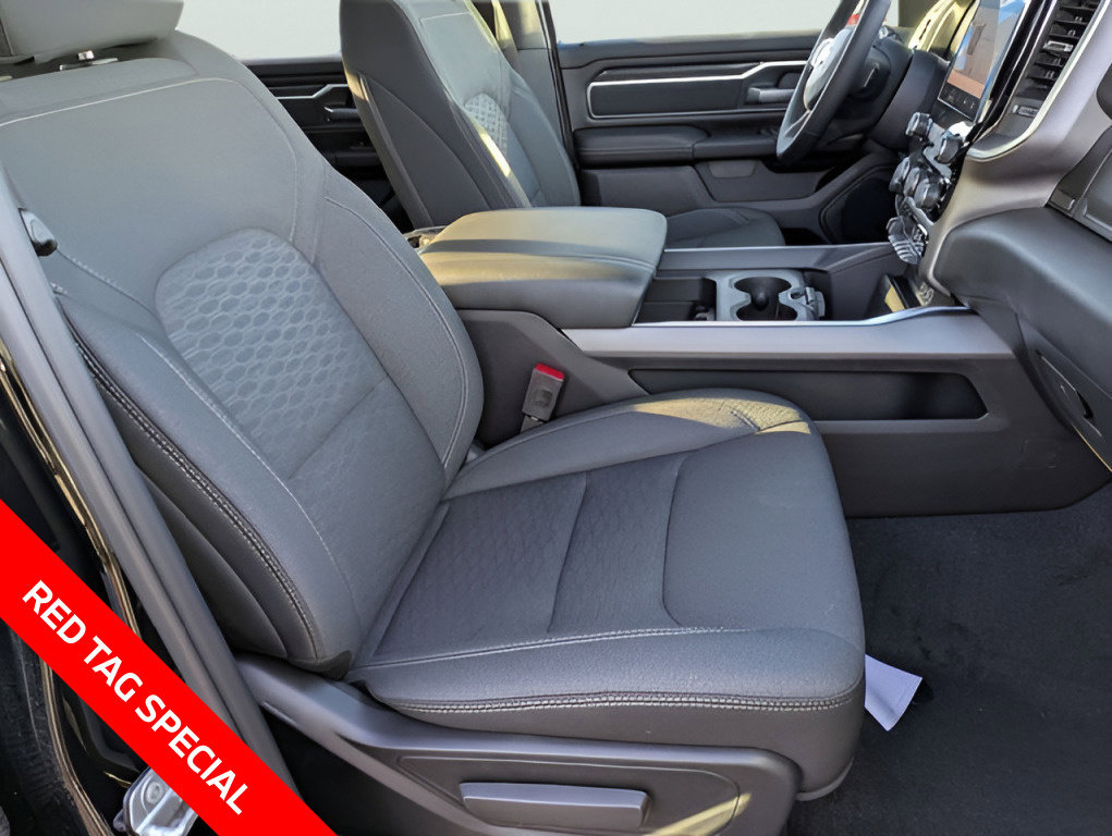 New 2026 RAM 1500 Big Horn AWD/4WD image 33
