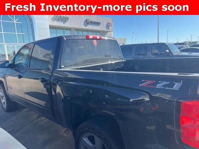 Used 2018 Chevrolet Silverado 1500 LT w/ Texas Edition image 6
