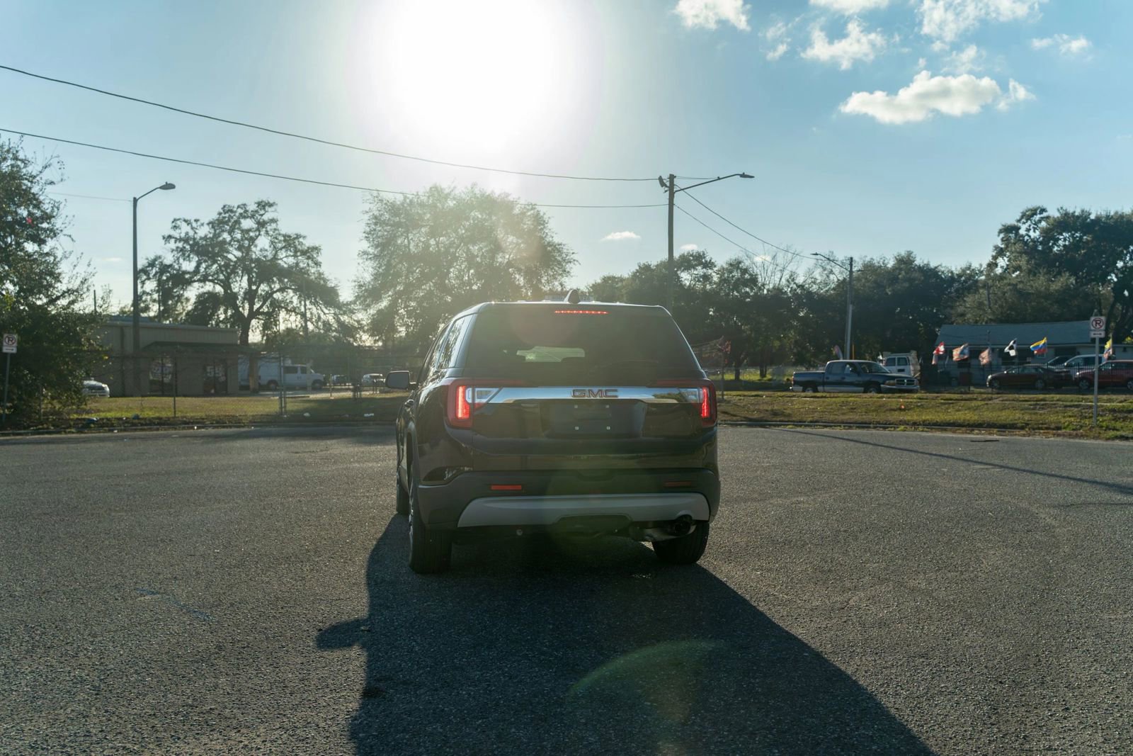 Used 2021 GMC Acadia SLE image 6
