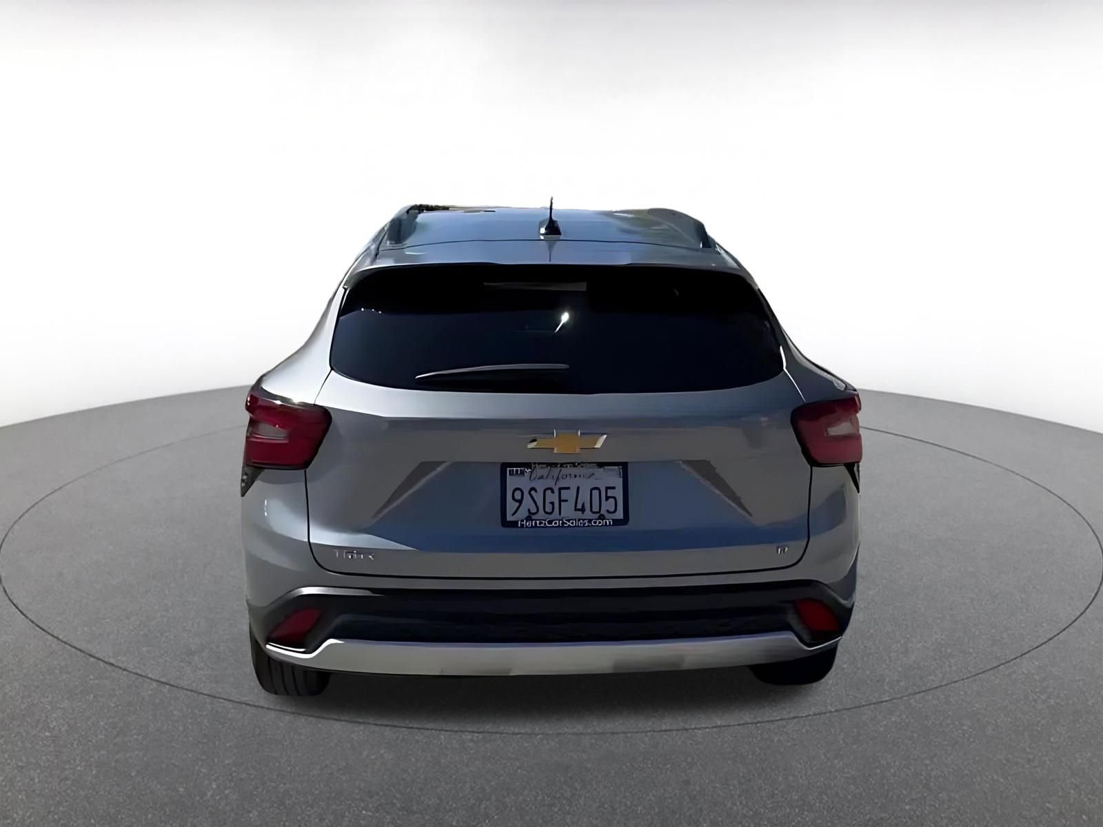 Used 2025 Chevrolet Trax LT image 12