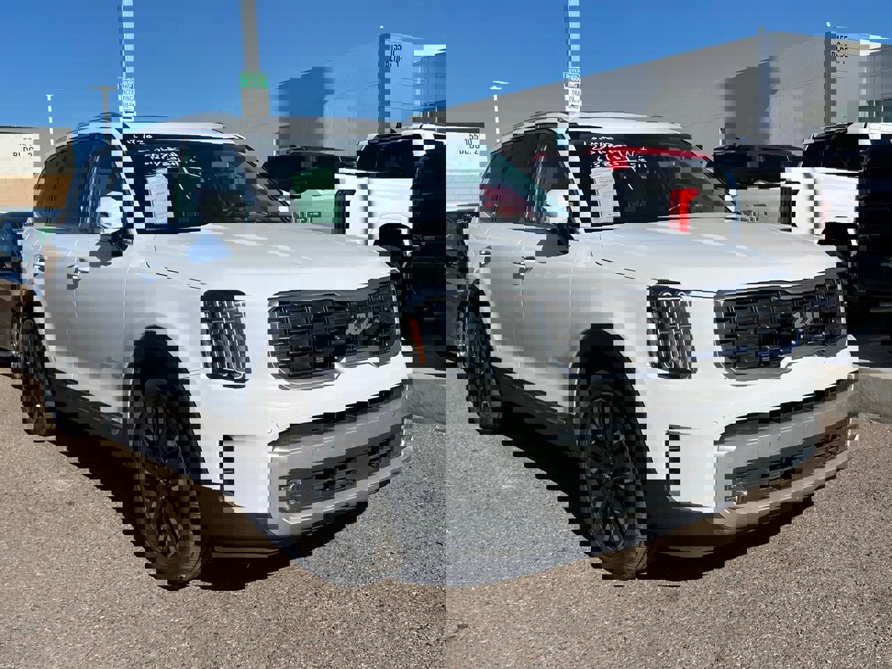 Used 2024 Kia Telluride SX Prestige w/ Towing Package image 1