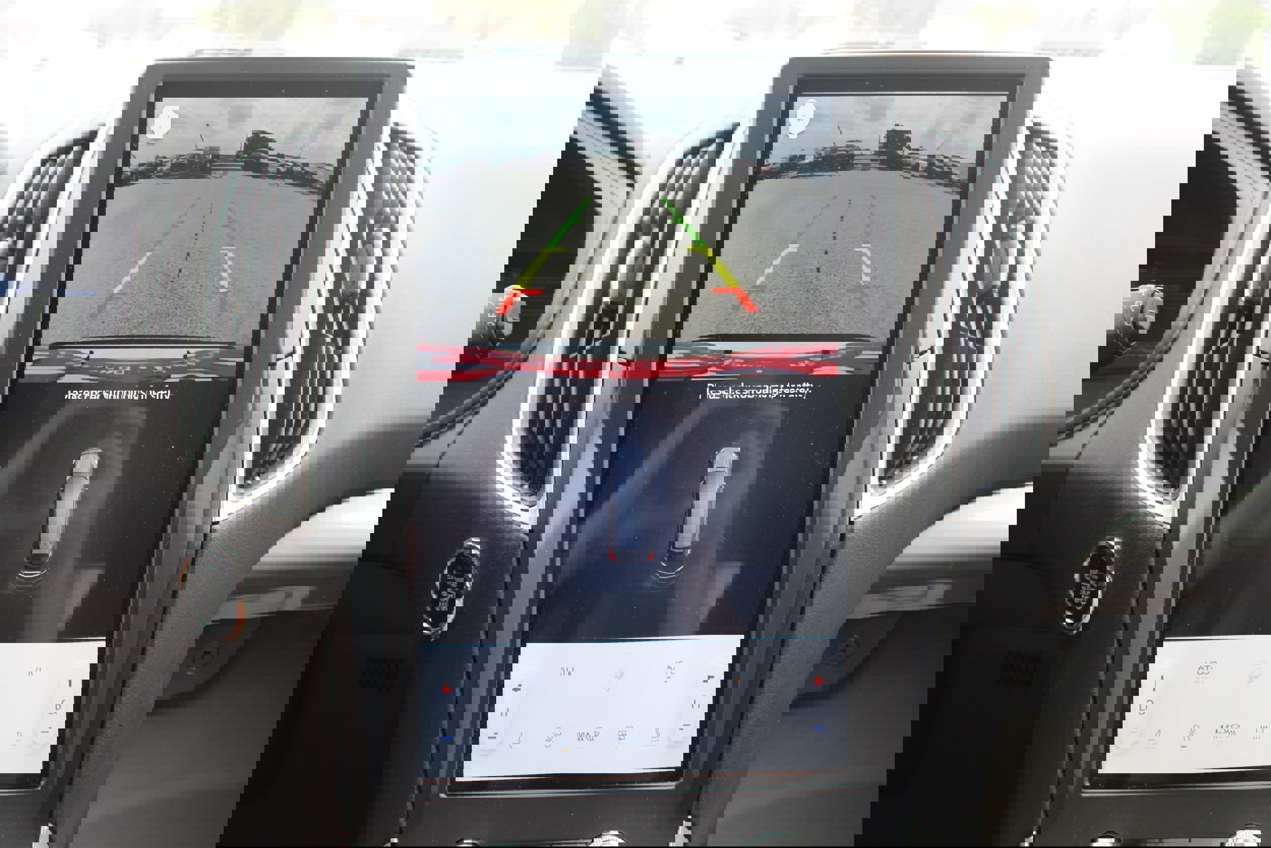 Used 2024 Ford Edge SEL image 14