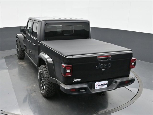 Used 2024 Jeep Gladiator Sport image 27