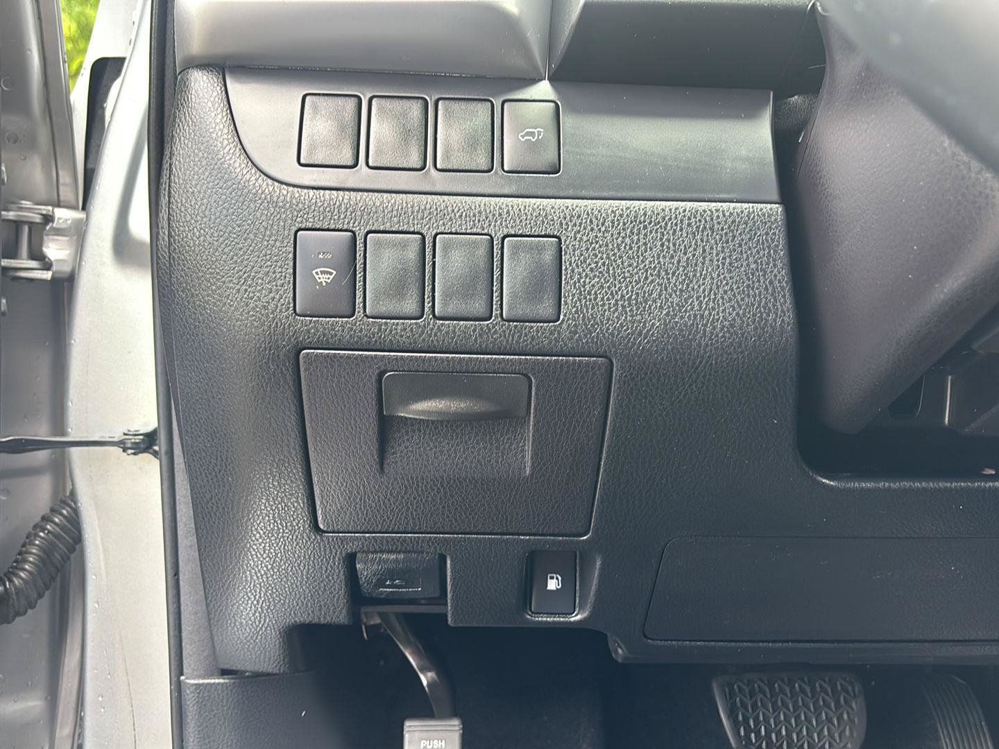 Used 2016 Toyota Highlander Plus FWD image 27