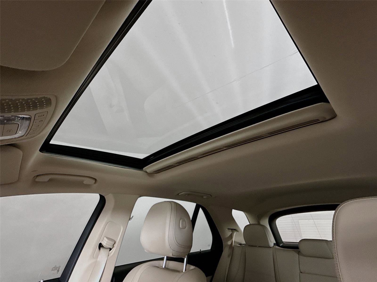 Used 2025 Mercedes-Benz GLE 350 4MATIC image 19