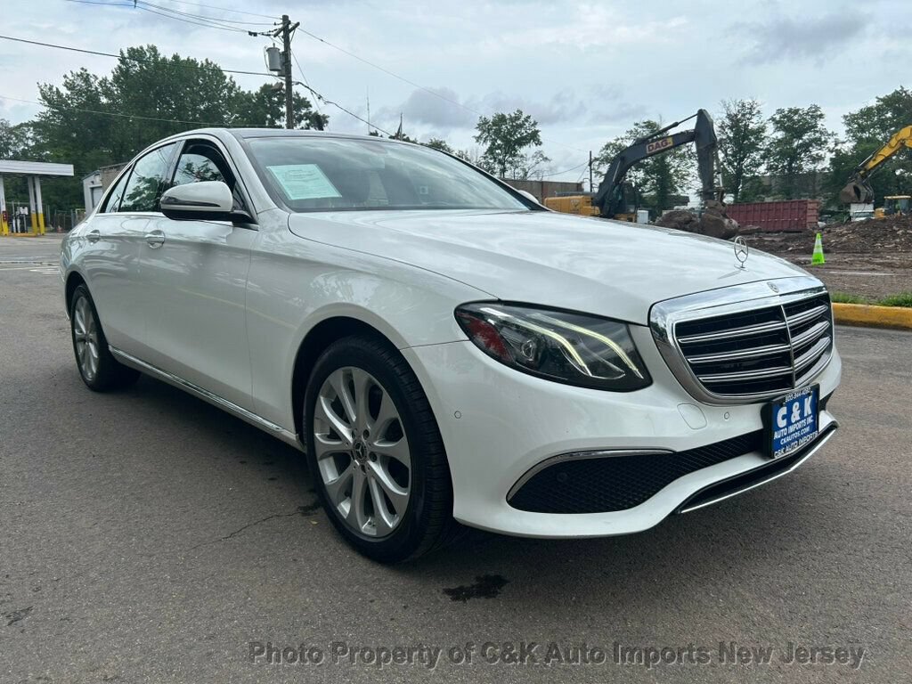 Used 2018 Mercedes-Benz E 300 4MATIC image 5