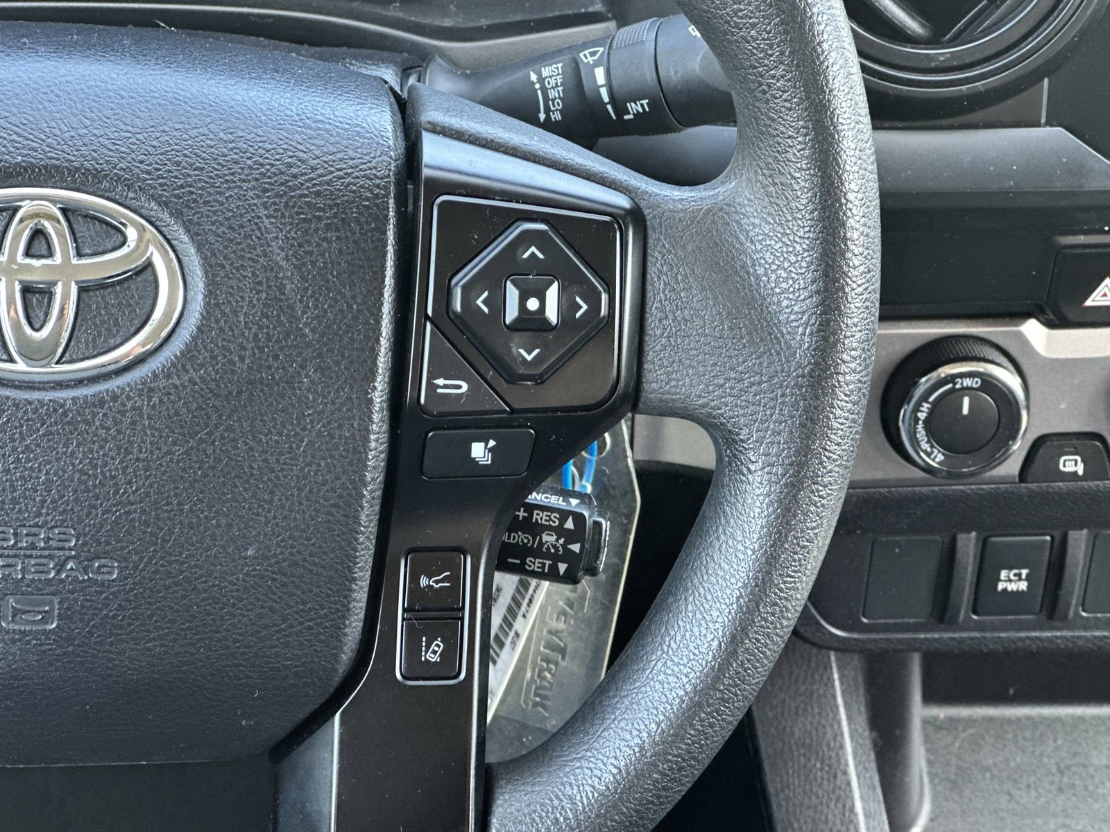 Used 2021 Toyota Tacoma SR AWD/4WD image 21