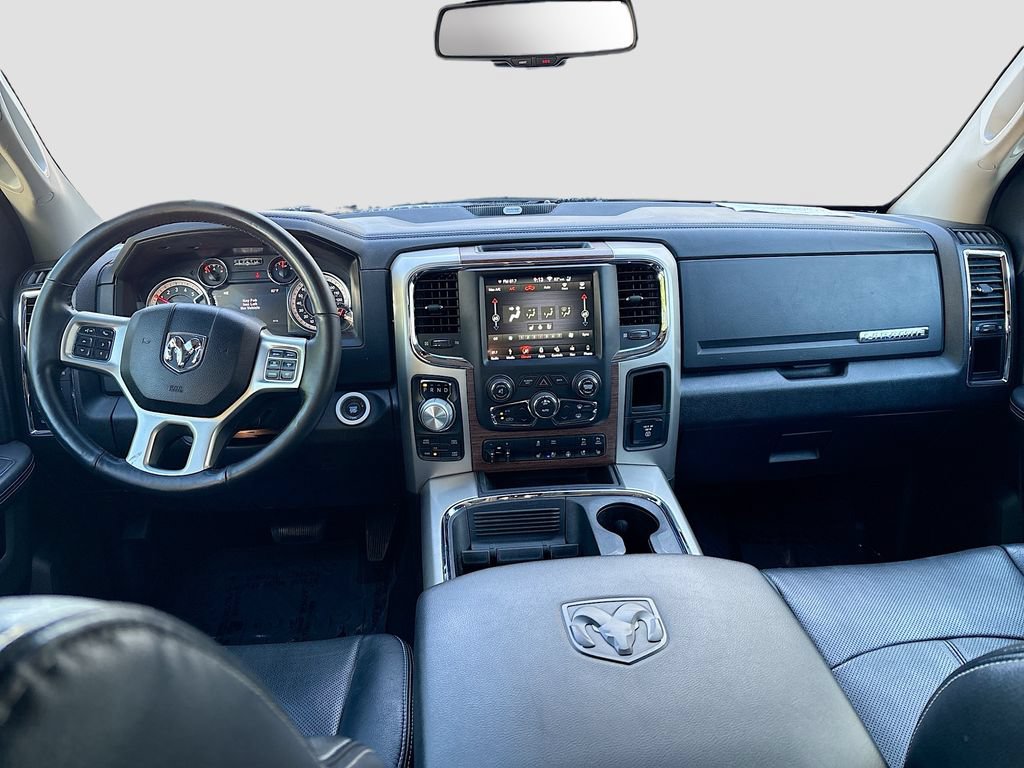 Used 2018 RAM 1500 Laramie w/ Convenience Group AWD/4WD image 23