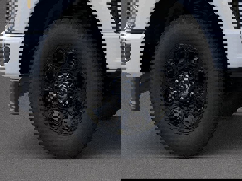 New 2026 Ford F250 Lariat w/ Black Appearance Package image 19