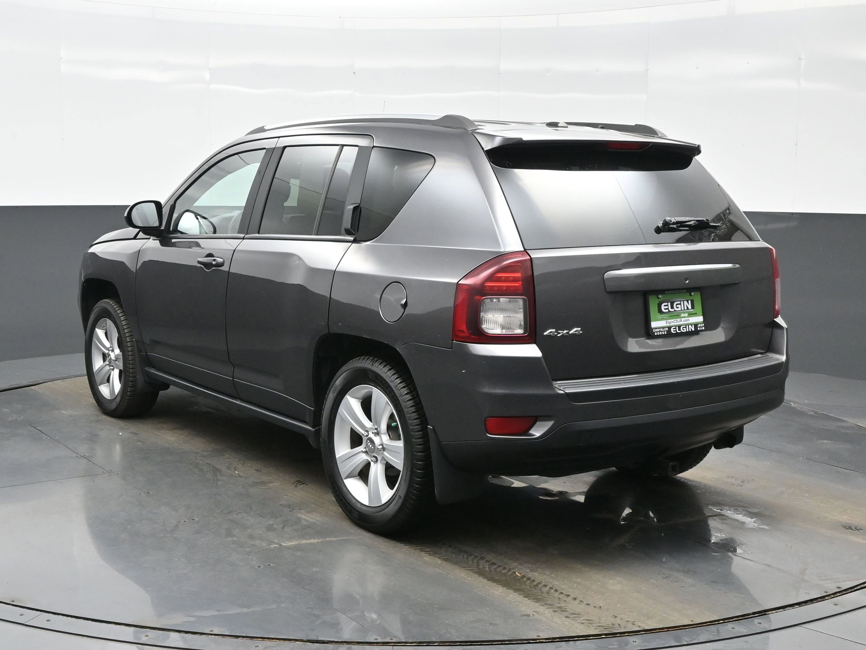 Used 2016 Jeep Compass Sport w/ Power Value Group image 4