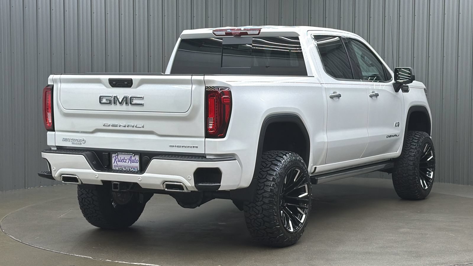 Used 2025 GMC Sierra 1500 Denali Ultimate AWD/4WD image 5