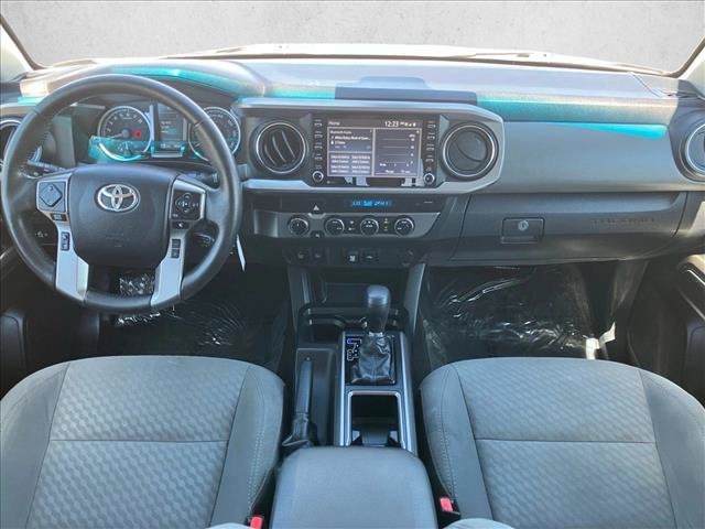 Used 2022 Toyota Tacoma SR5 w/ Technology Package AWD/4WD image 16