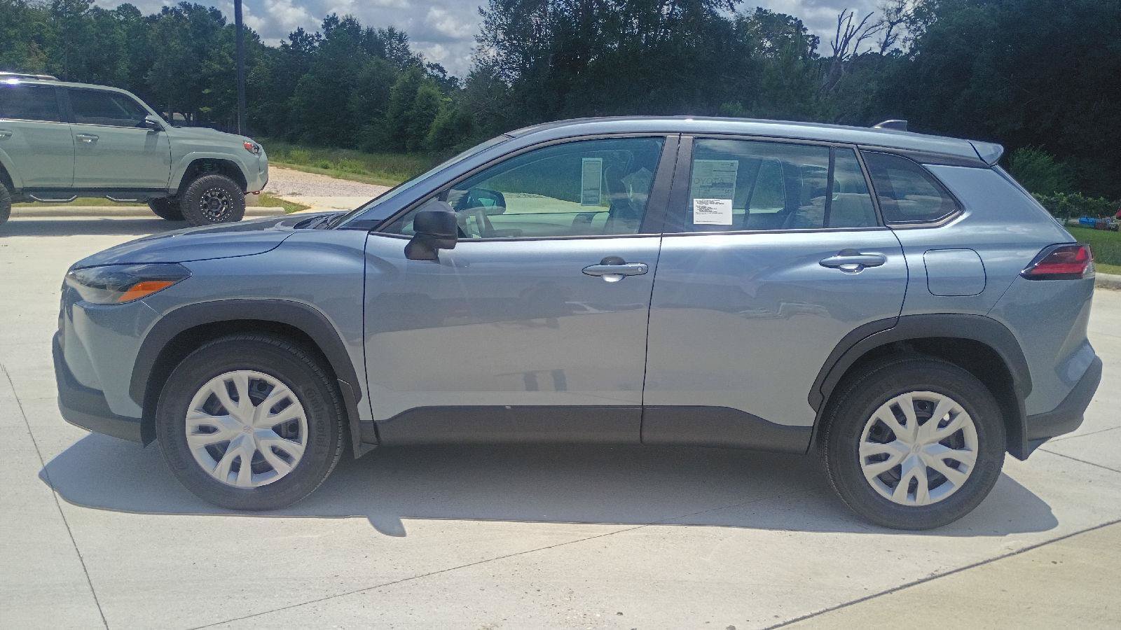 New 2026 Toyota Corolla Cross L FWD image 4