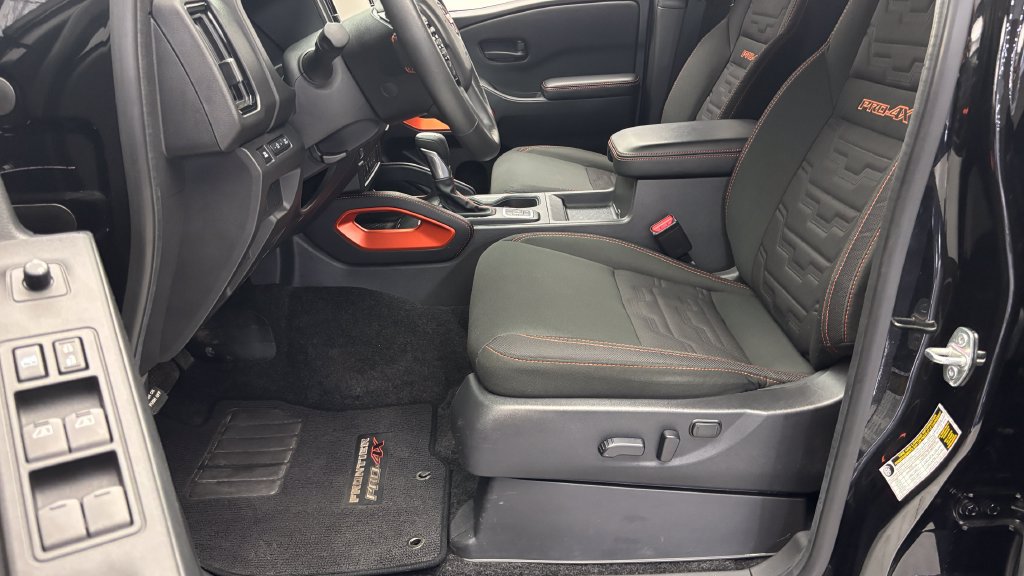 Used 2026 Nissan Frontier PRO-4X AWD/4WD image 14