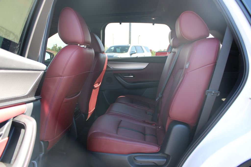 Used 2025 MAZDA CX-70 Plug-In Hybrid w/ Premium Plus AWD/4WD image 24