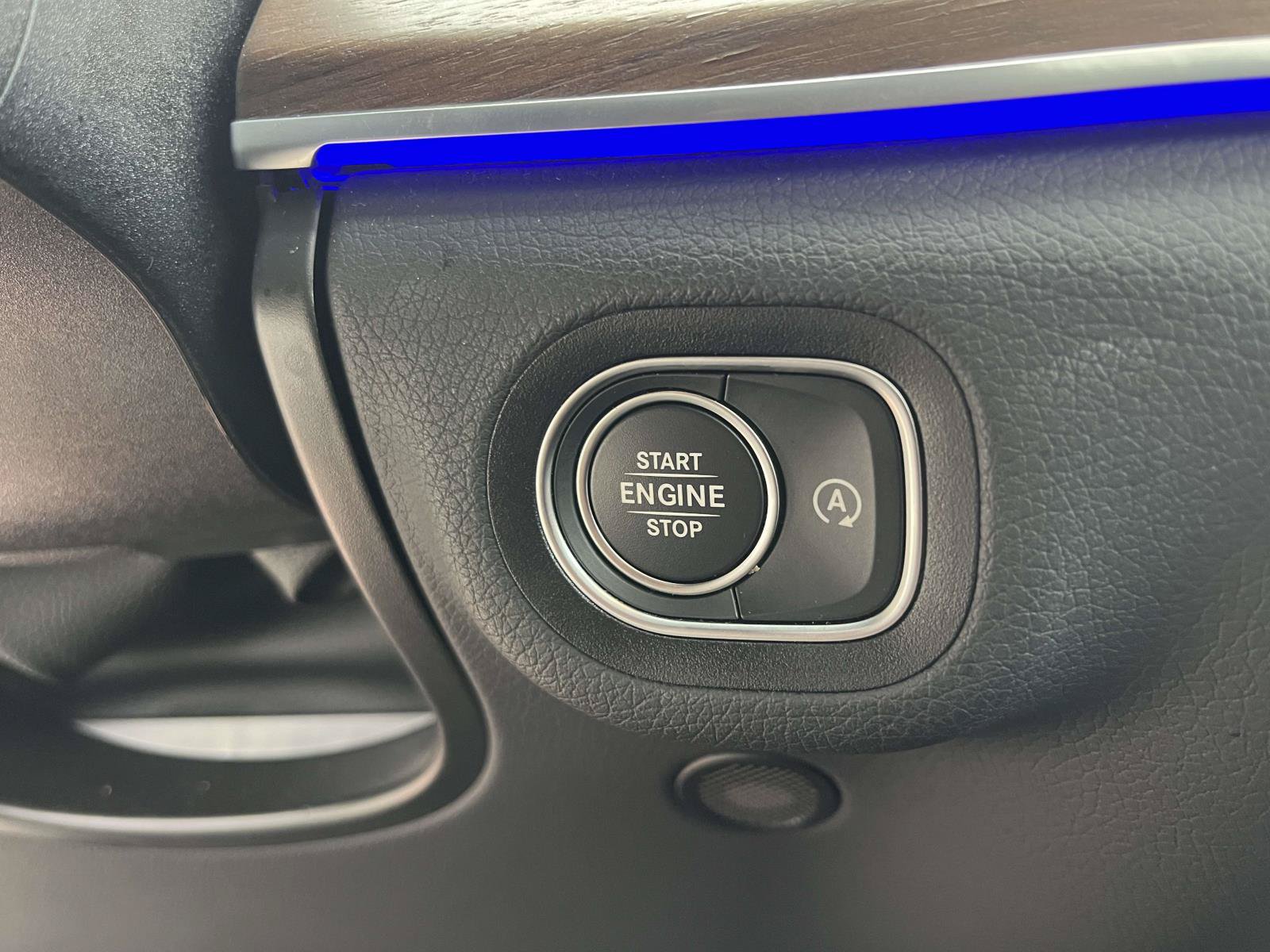 Certified 2025 Mercedes-Benz GLE 350 4MATIC image 28