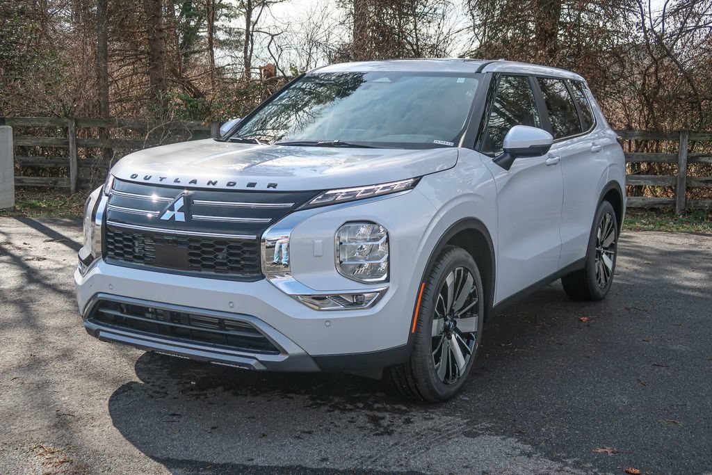 New 2026 Mitsubishi Outlander SE AWD/4WD image 4