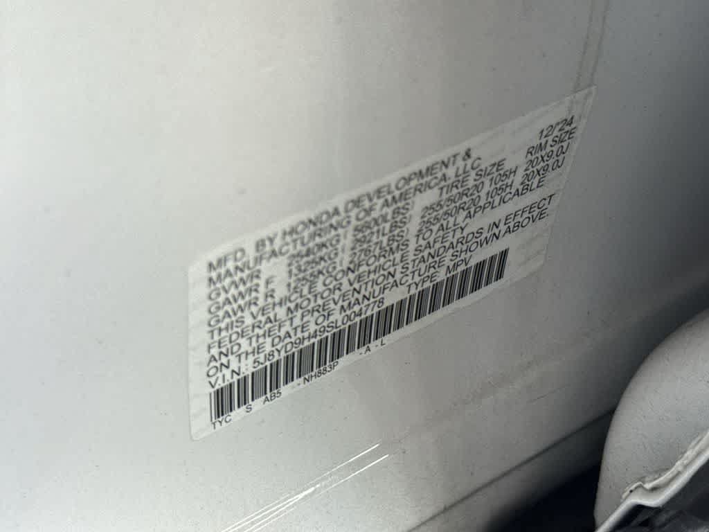 Certified 2025 Acura MDX FWD w/ Technology Package image 29