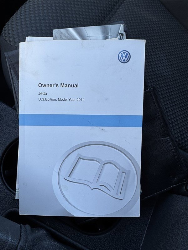 Used 2014 Volkswagen Jetta S image 21
