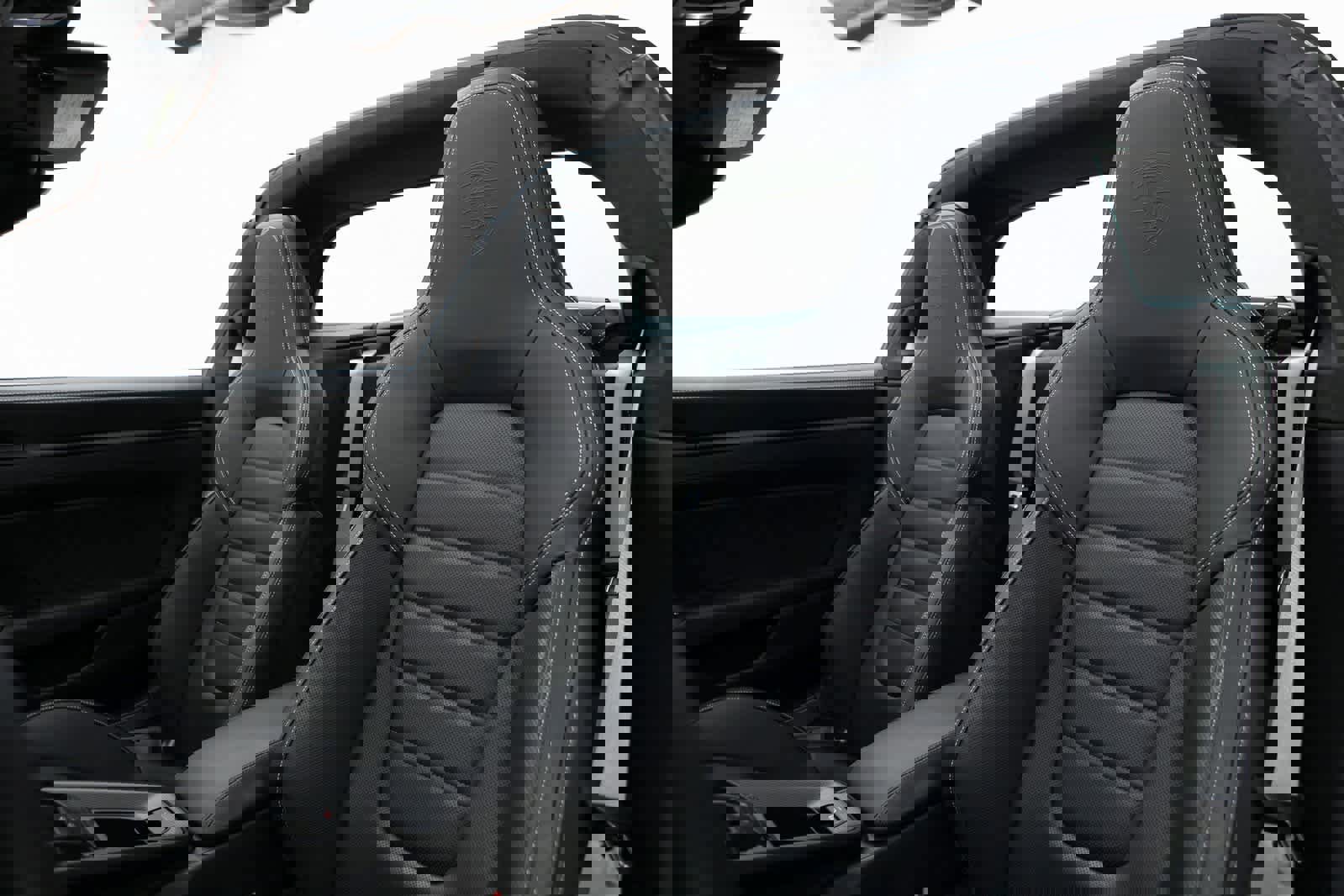 Certified 2025 Porsche 911 Targa 4 GTS image 5