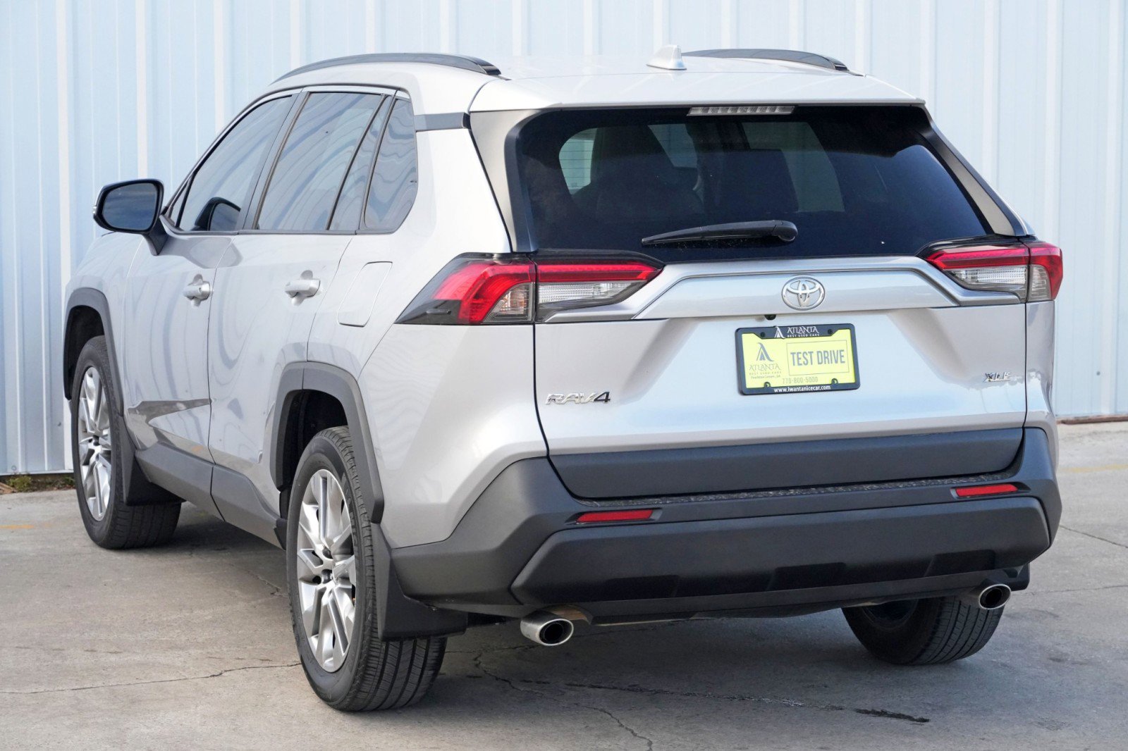 Used 2022 Toyota RAV4 XLE Premium image 47