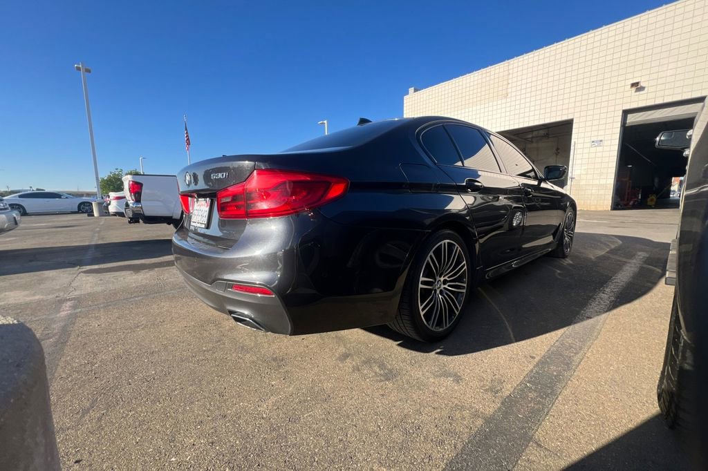 Used 2020 BMW 530i w/ M Sport Package image 6