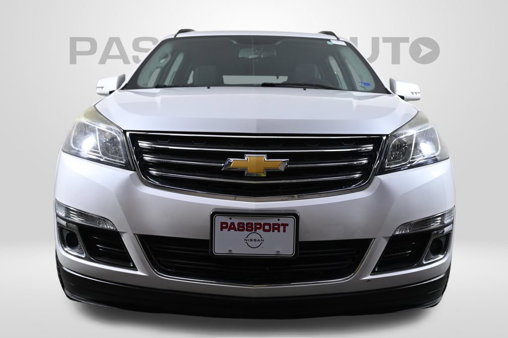 Used 2016 Chevrolet Traverse LT w/ Traveler's Package AWD/4WD image 2