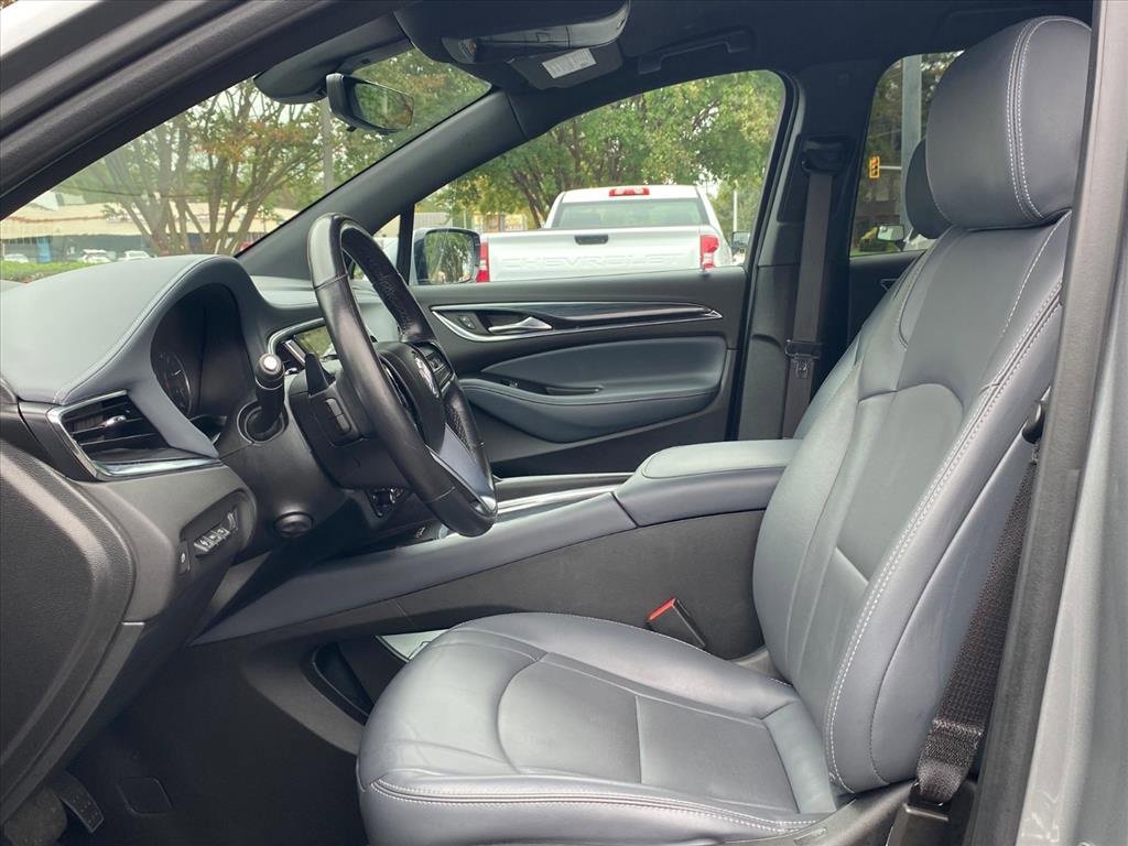 Used 2024 Buick Enclave Premium image 13