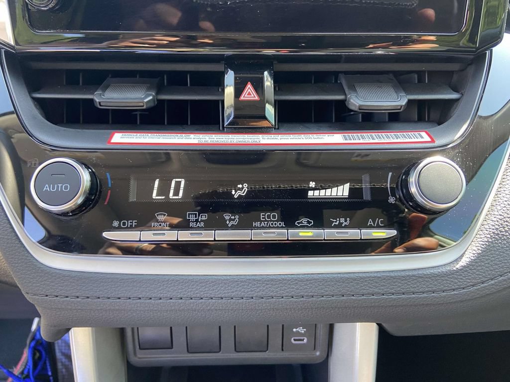 Used 2024 Toyota Corolla Cross LE w/ Moonroof Package FWD image 23