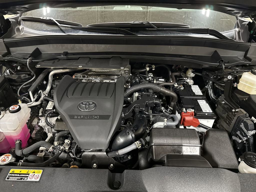 Used 2025 Toyota Grand Highlander FWD image 26
