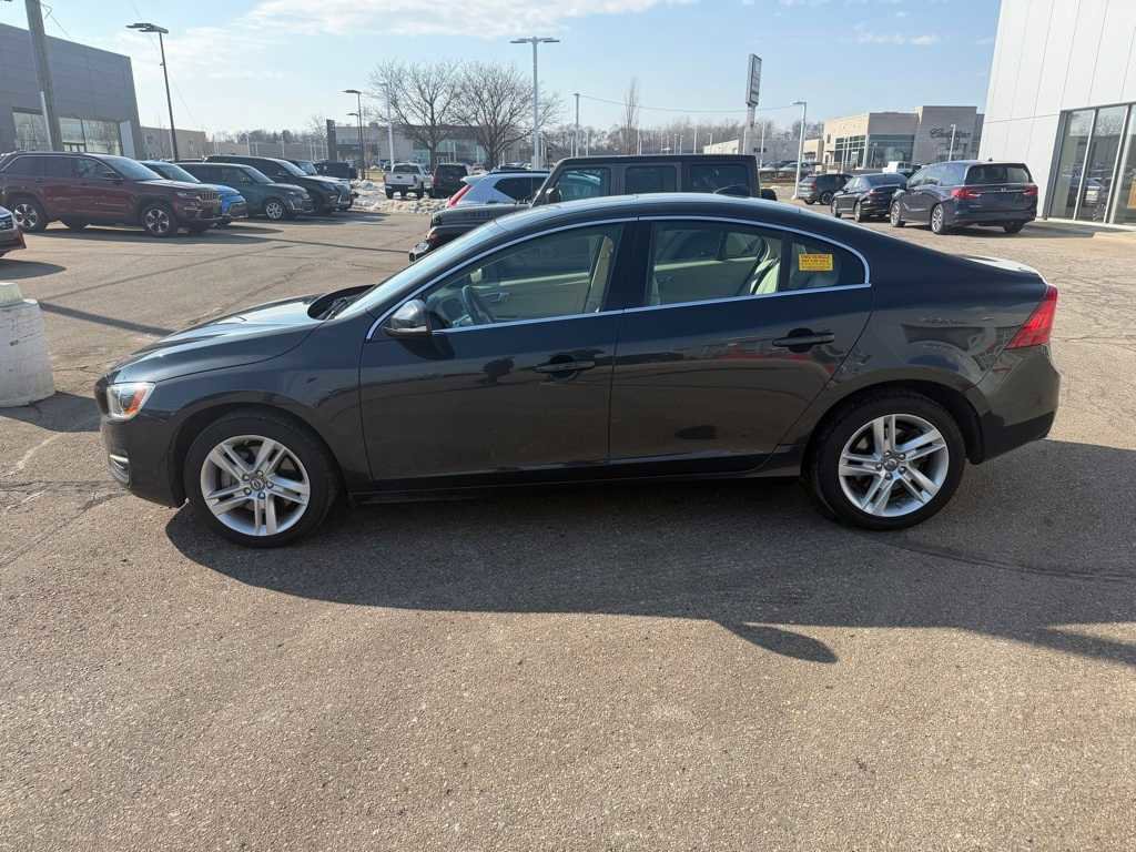 Used 2014 Volvo S60 T5 w/ Climate Package image 2