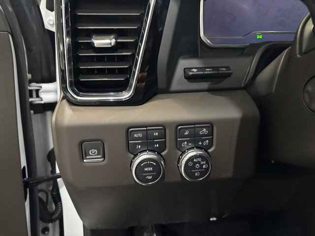 Used 2023 GMC Sierra 1500 Denali w/ Denali Reserve Package AWD/4WD image 19
