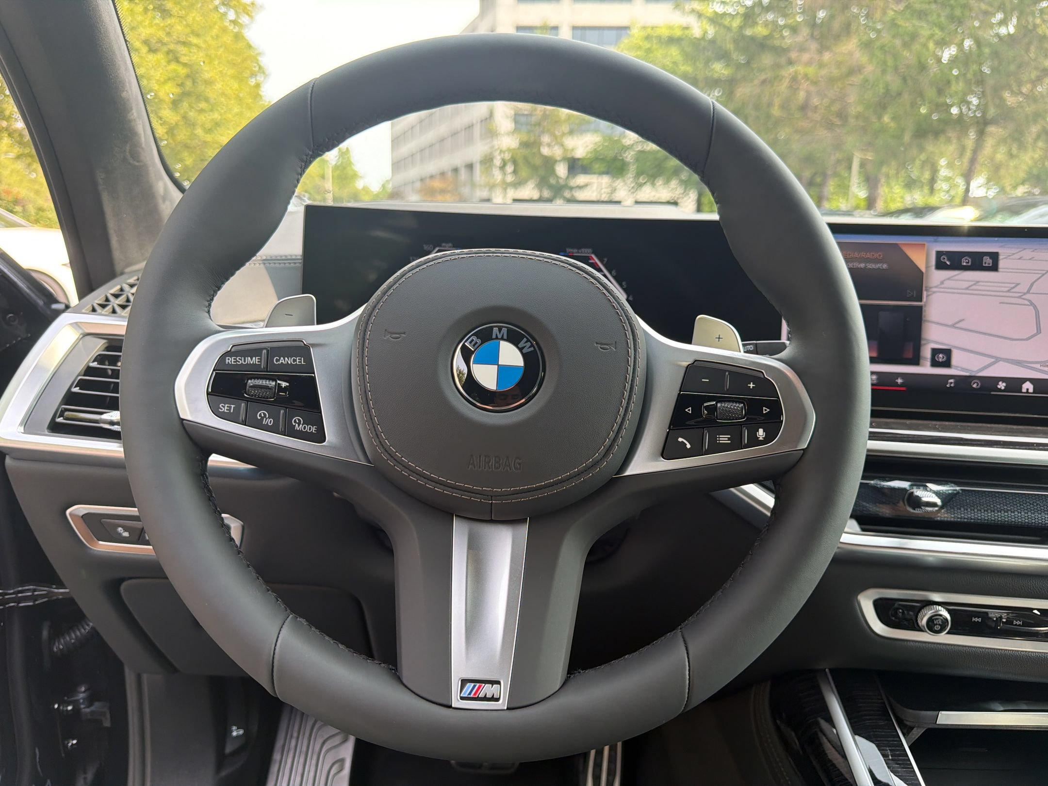 Used 2027 BMW X7 xDrive40i w/ Executive Package AWD/4WD image 11