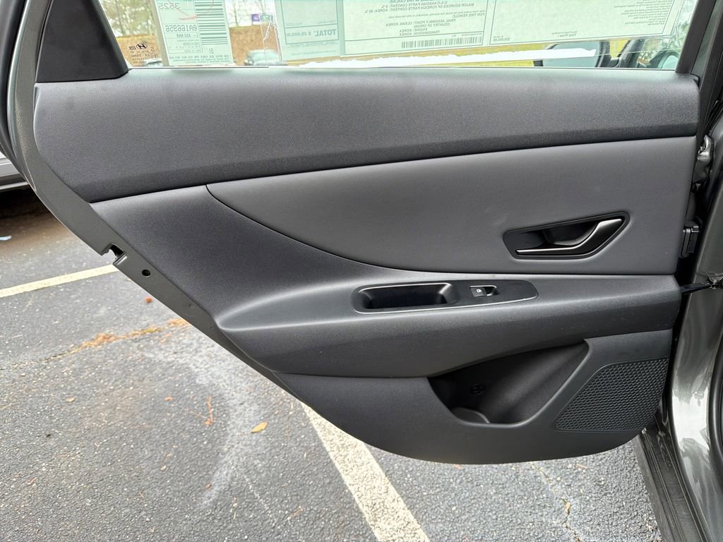 New 2026 Hyundai Elantra Sport FWD image 21