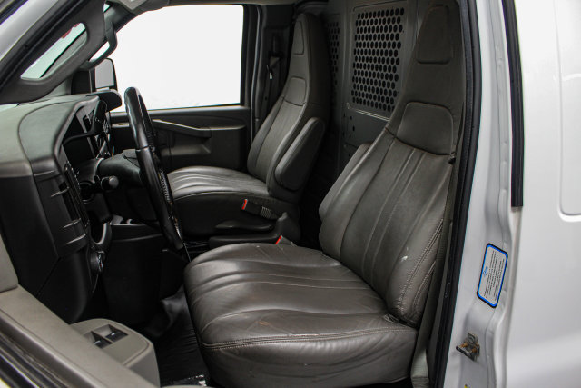 Certified 2021 Chevrolet Express 2500 w/ Driver Convenience Package RWD image 15