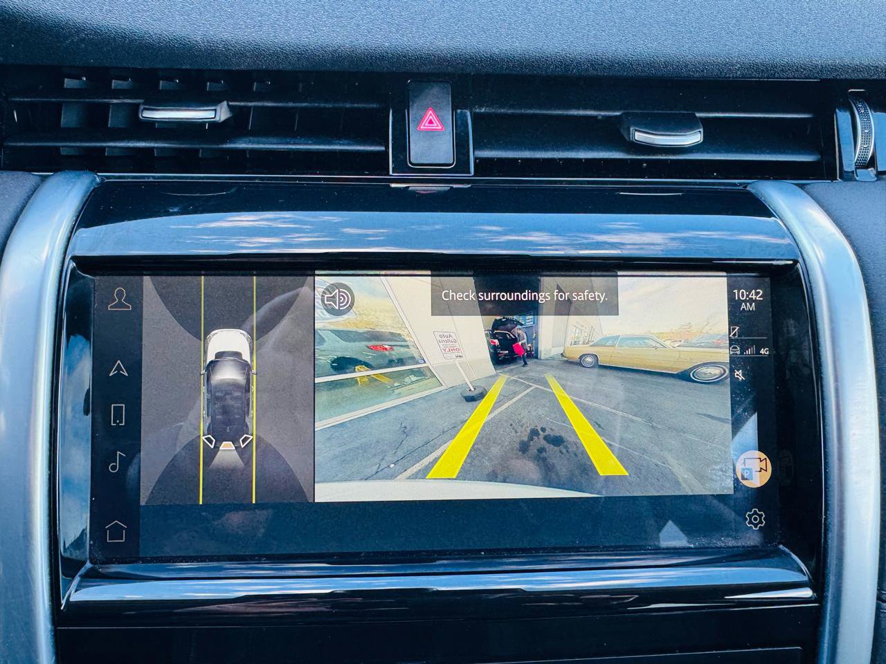 Used 2022 Land Rover Discovery Sport S image 17