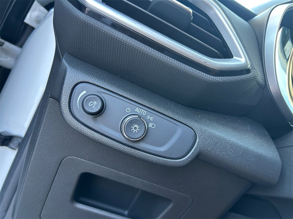 Used 2021 Chevrolet TrailBlazer LS image 28