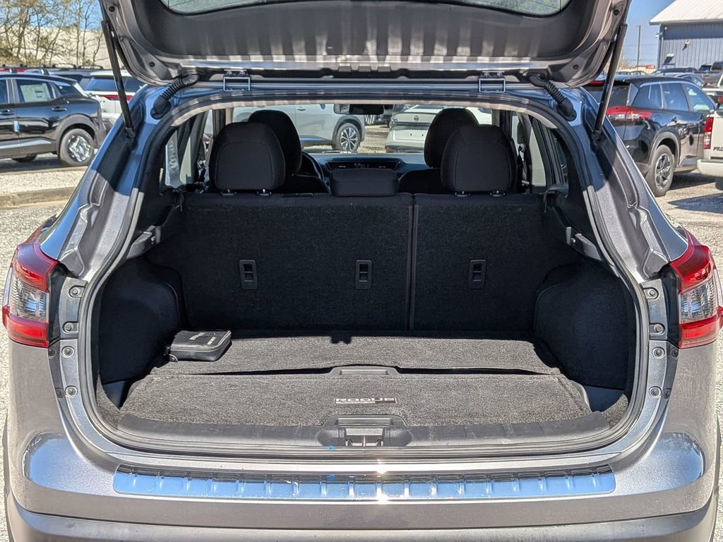 Used 2022 Nissan Rogue Sport SV image 33
