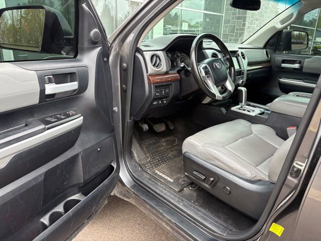 Used 2017 Toyota Tundra Limited w/ Limited Premium Package AWD/4WD image 8