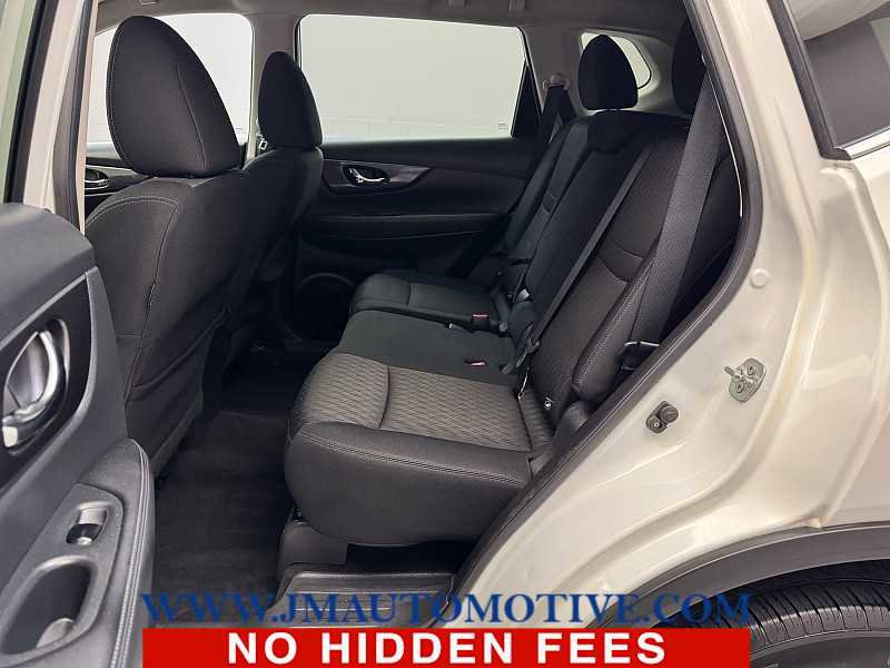 Used 2017 Nissan Rogue S w/ S Appearance Package image 14